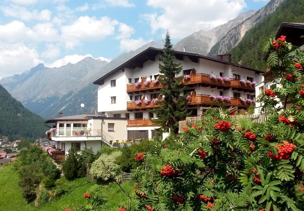 Garni Fiegl 3* Sölden