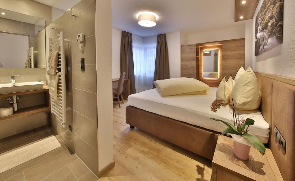 Hotel Garni Fiegl 3*